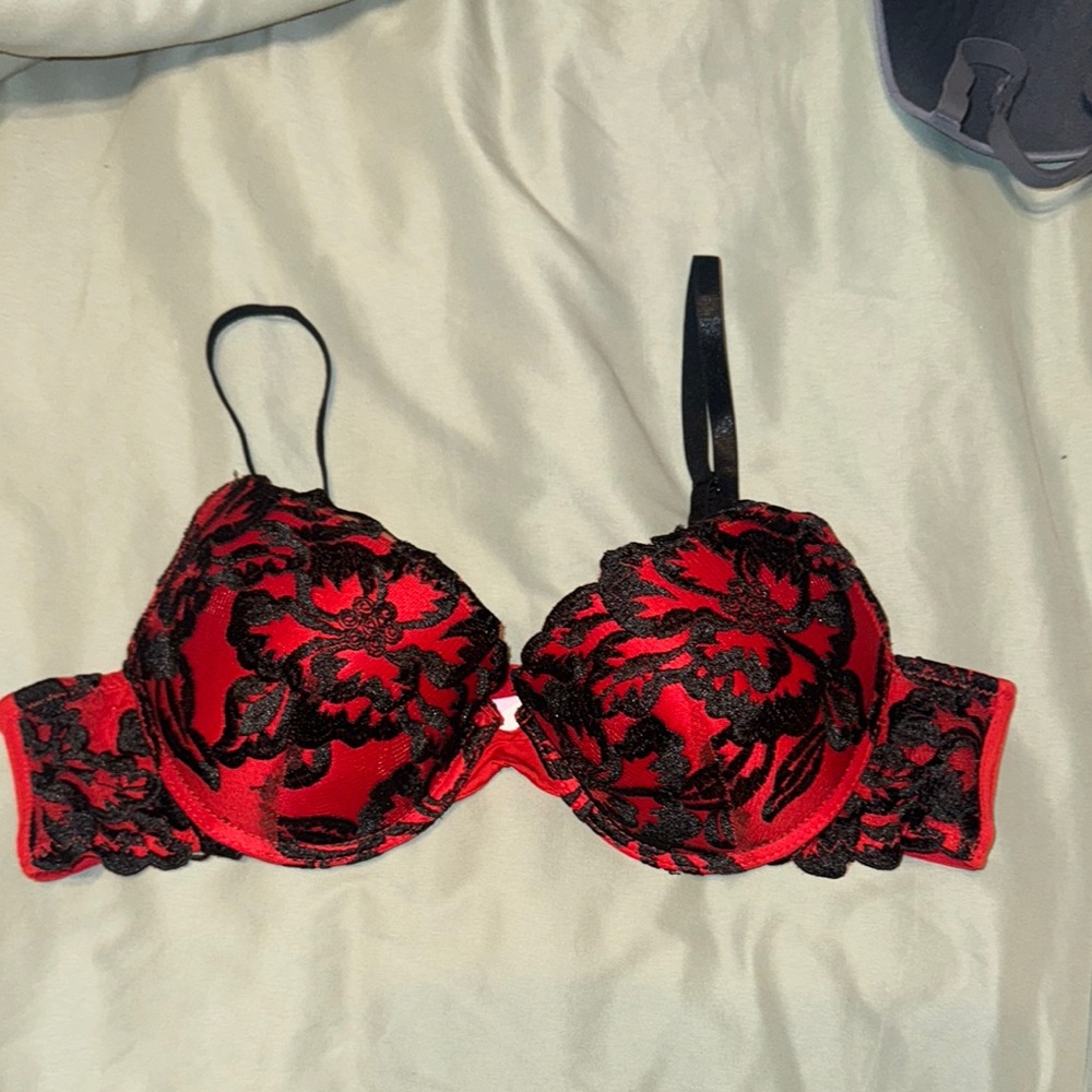Elegant Red and Black Lace Bra